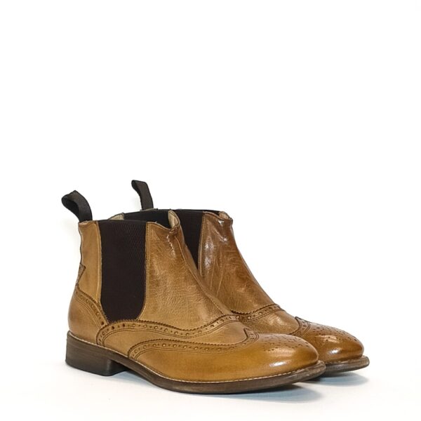 Women's leather boot