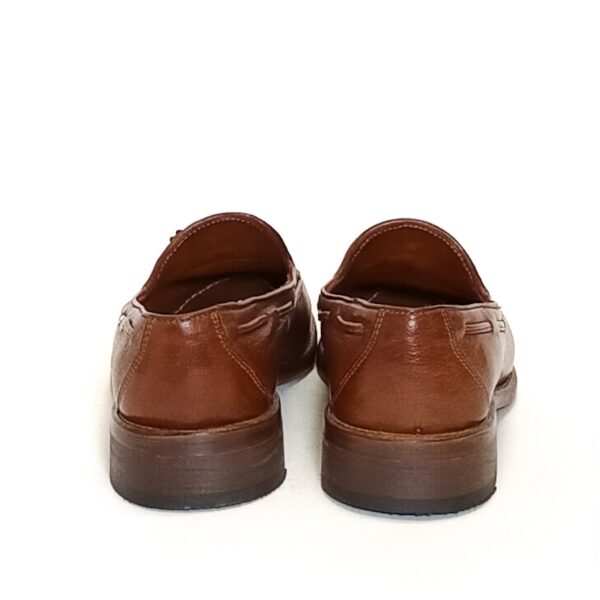Women's moccasin with tassels - Image 3