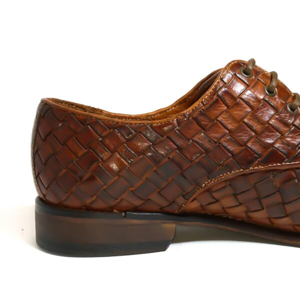 Woven leather men's shoe - Image 4