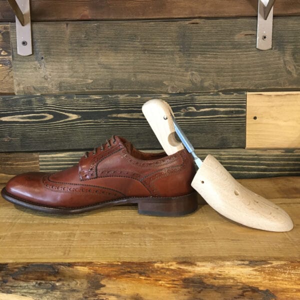 Tendiscarpe in legno - immagine 2