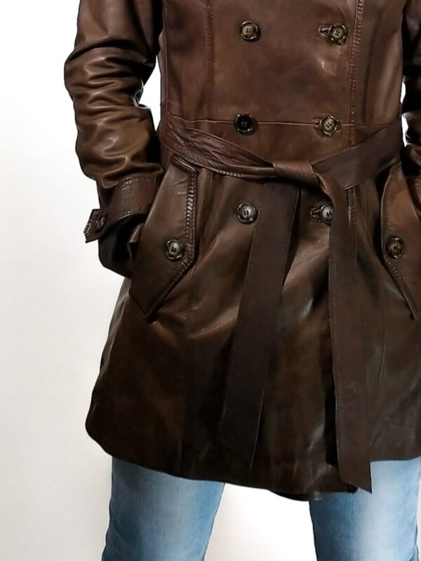 Woman trench coat in hand-buffered Tuscany leather - Image 4