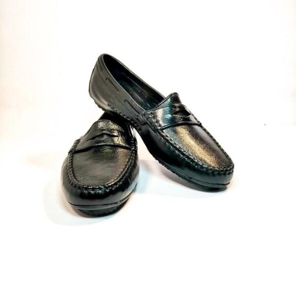 Women's leather moccasin