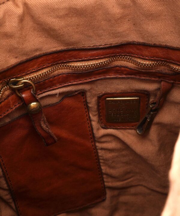 Zaino con tasche in pelle Campomaggi - immagine 3