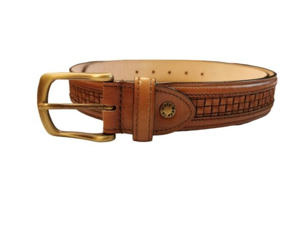 Men's belt with braiding