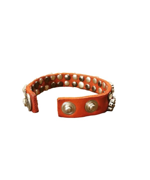 Bracciale con rivetti a fiore e strass - immagine 3