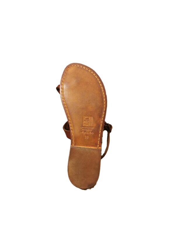 Women's leather thong sandal - Image 3